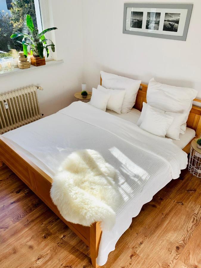 An Der Uniklinik, Apartment Mit Eigener Kueche Und Renoviertem Badezimmer, Zentrale Lage ホンブルク エクステリア 写真